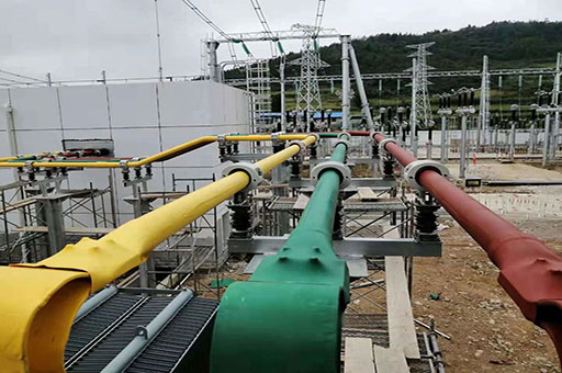 硬母线和软母线连接